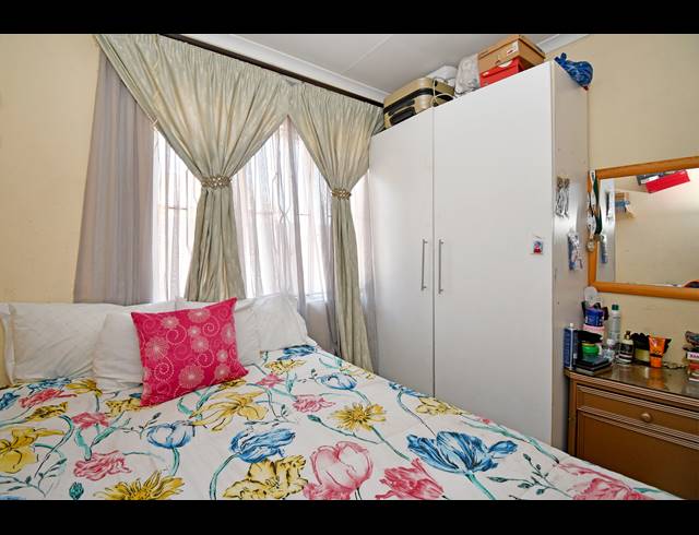 3 BEDROOM HOUSE FOR SALE IN BRAMLEY VIEW